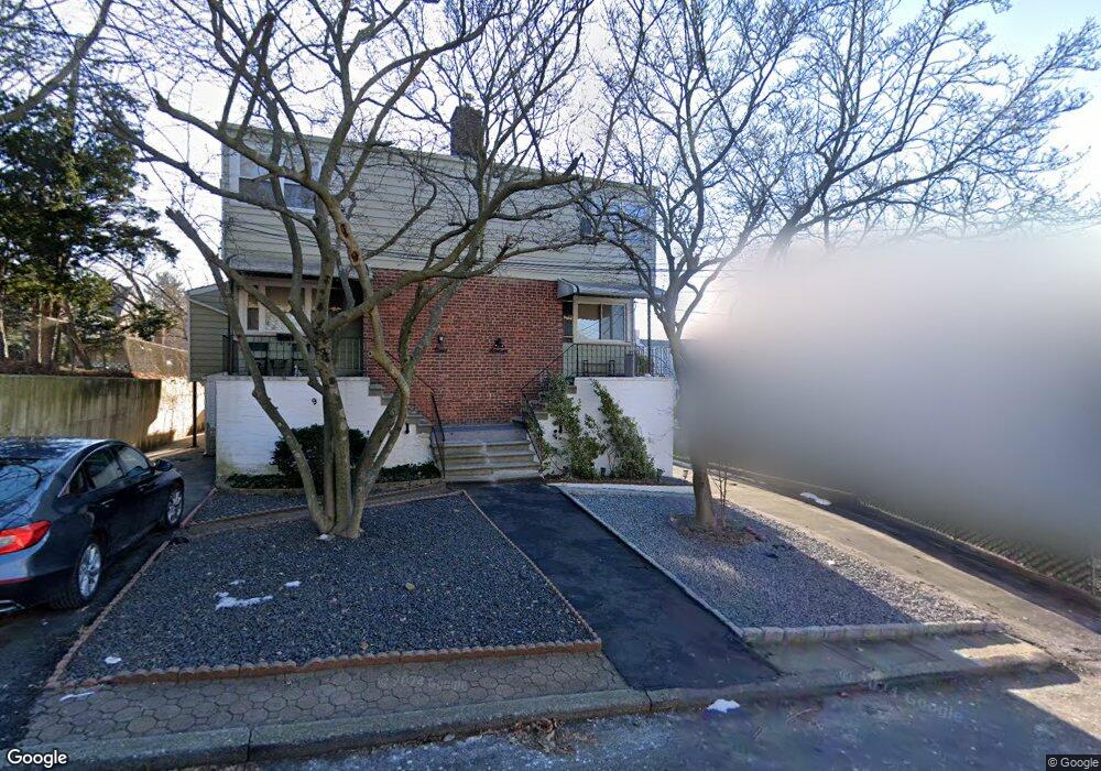 11 Wendel Place, Yonkers, NY 10701 - photo 1