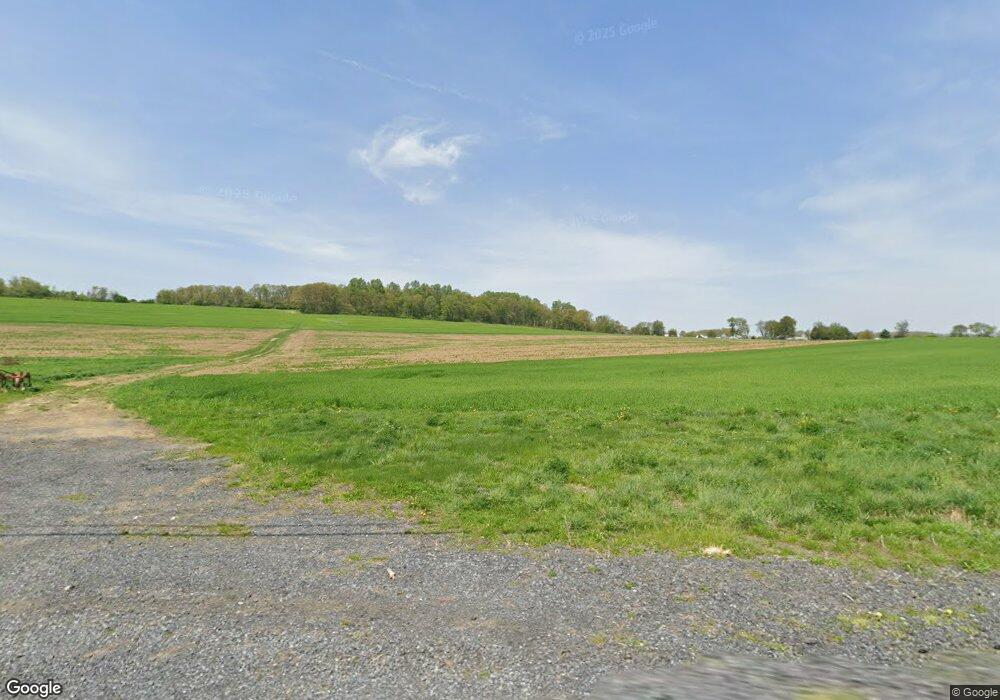 1338 Windsor Castle Rd, Hamburg, PA 19526 - photo 1