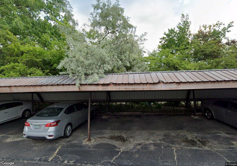 1123 River Forest Dr, Flint, MI 48532 - photo 1