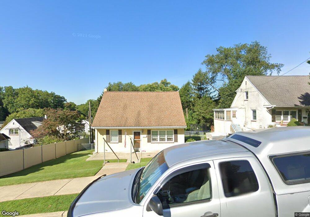 311 Woodlyn Cir, Woodlyn, PA 19094 - photo 1