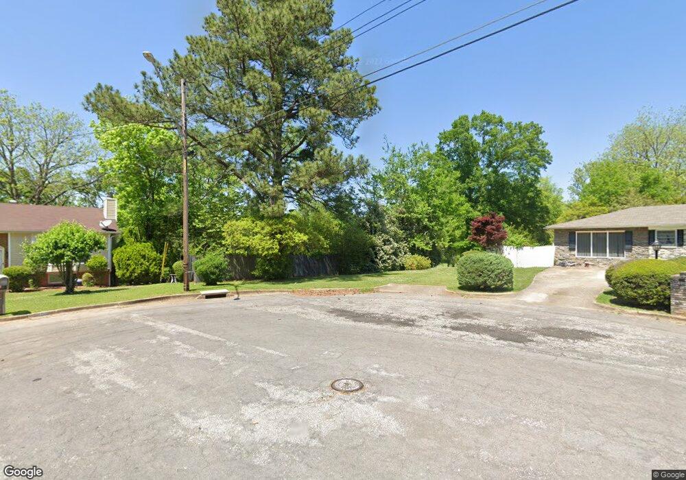 804 Springlake Cir NE, Birmingham, AL 35215 - photo 1