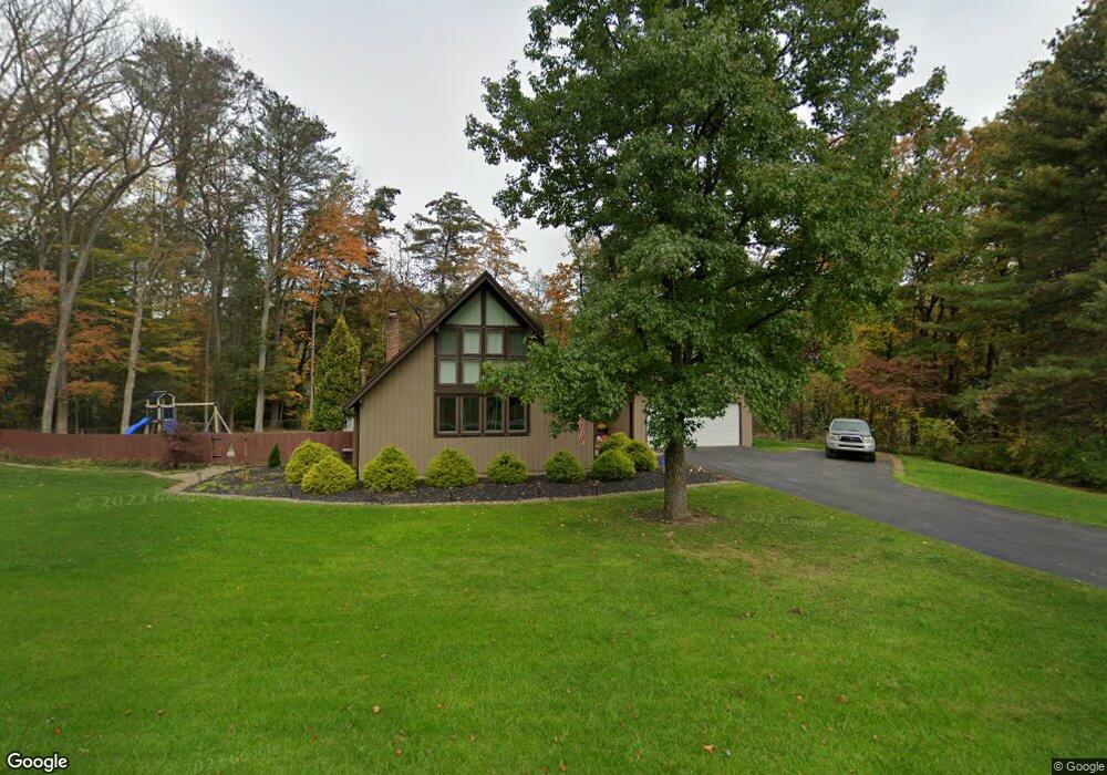 1152 E Cardinal Dr, Lock Haven, PA 17745 - photo 1