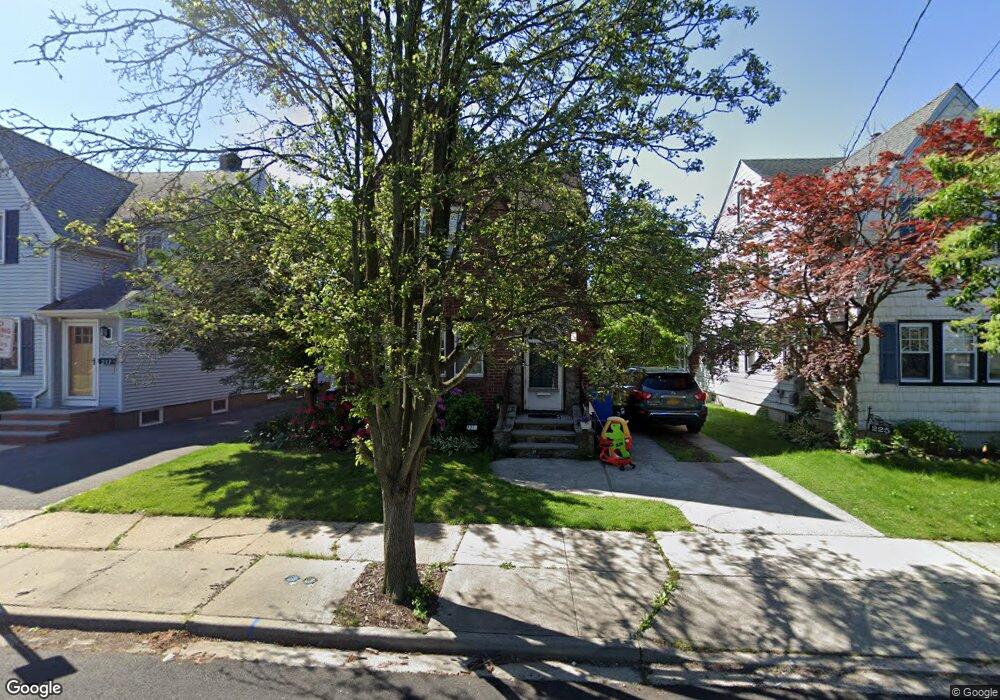 221 Willets Ave, West Hempstead, NY 11552 - photo 1