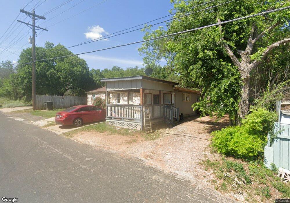 706 Reuben St, Fredericksburg, TX 78624 - photo 1