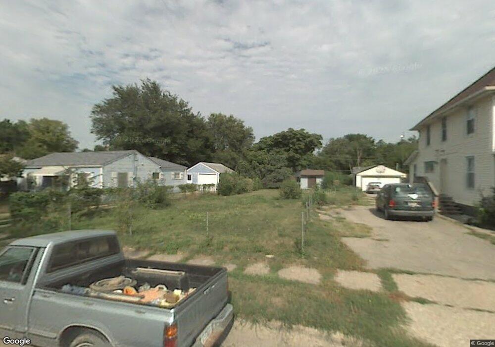1901 Lay St, Des Moines, IA 50317 - photo 1