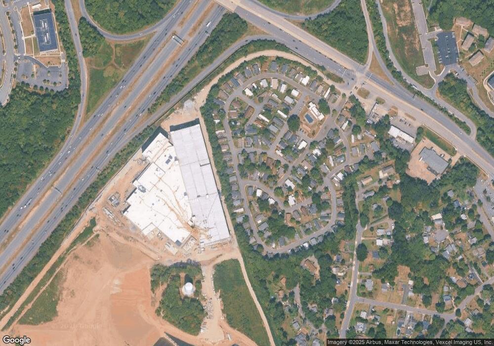 100 Dumfries Dr, Dumfries, VA 22026 - photo 1