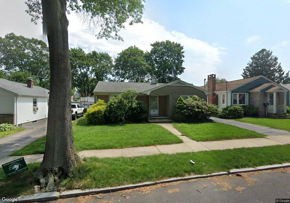 48 Sinclair Ave, Cranston, RI 02907 - photo 1