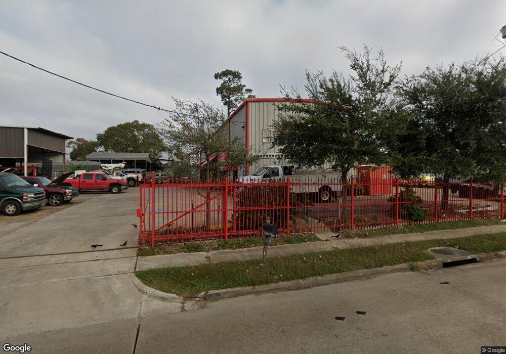 1316 W Tidwell Rd, Houston, TX 77091 - photo 1