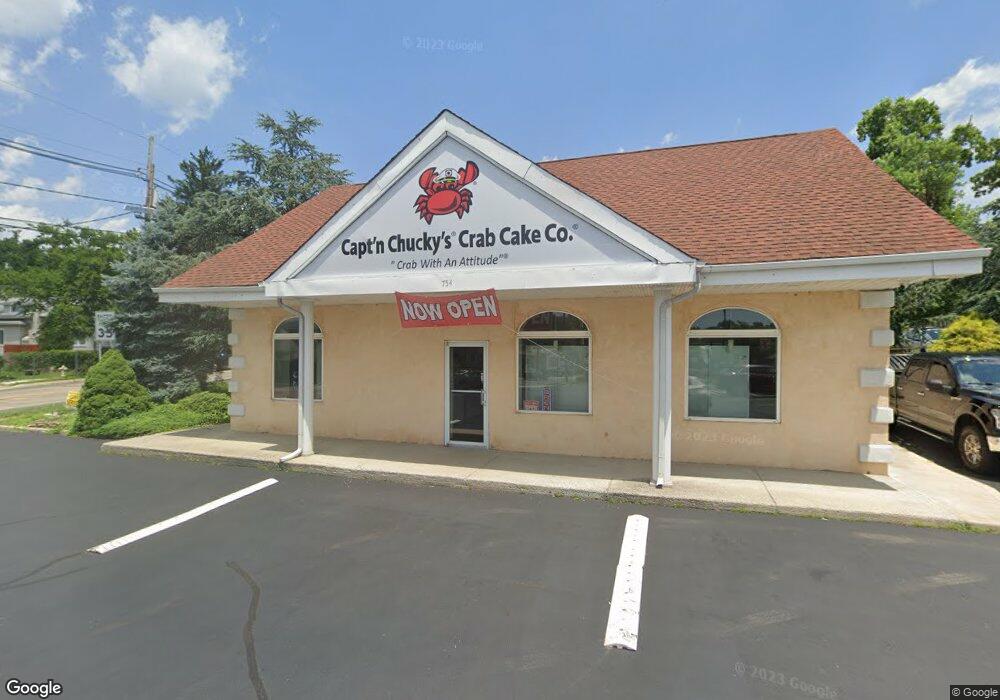 754 W Clements Bridge Rd, Runnemede, NJ 08078 - photo 1