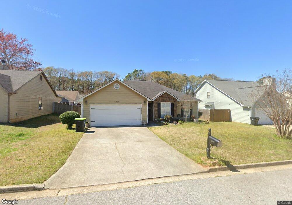 5939 Farmbrook Ln unit 1, Rex, GA 30273 - photo 1