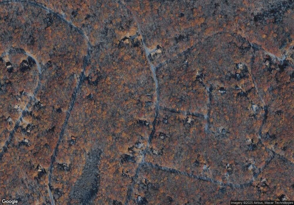 204 Whippoorwill Dr, Bushkill, PA 18324 - photo 1