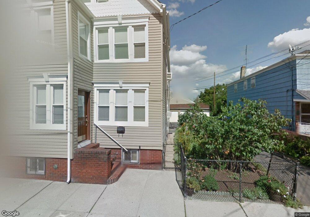 221 Patterson St unit 223, Harrison, NJ 07029 - photo 1