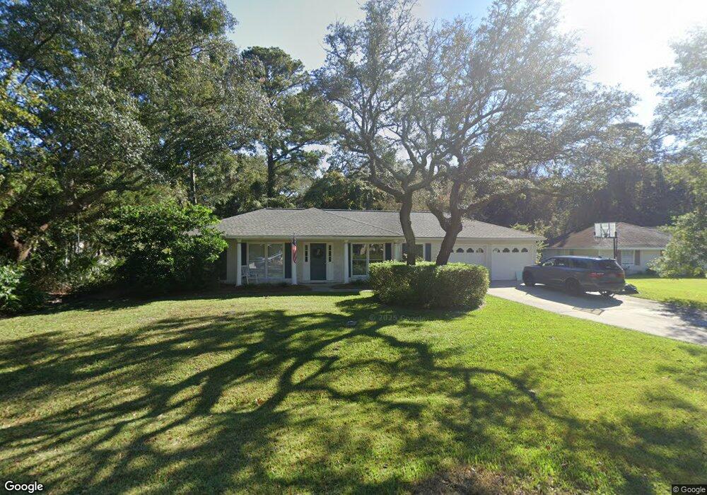 548 Marsh Cir, Saint Simons Island, GA 31522 - photo 1