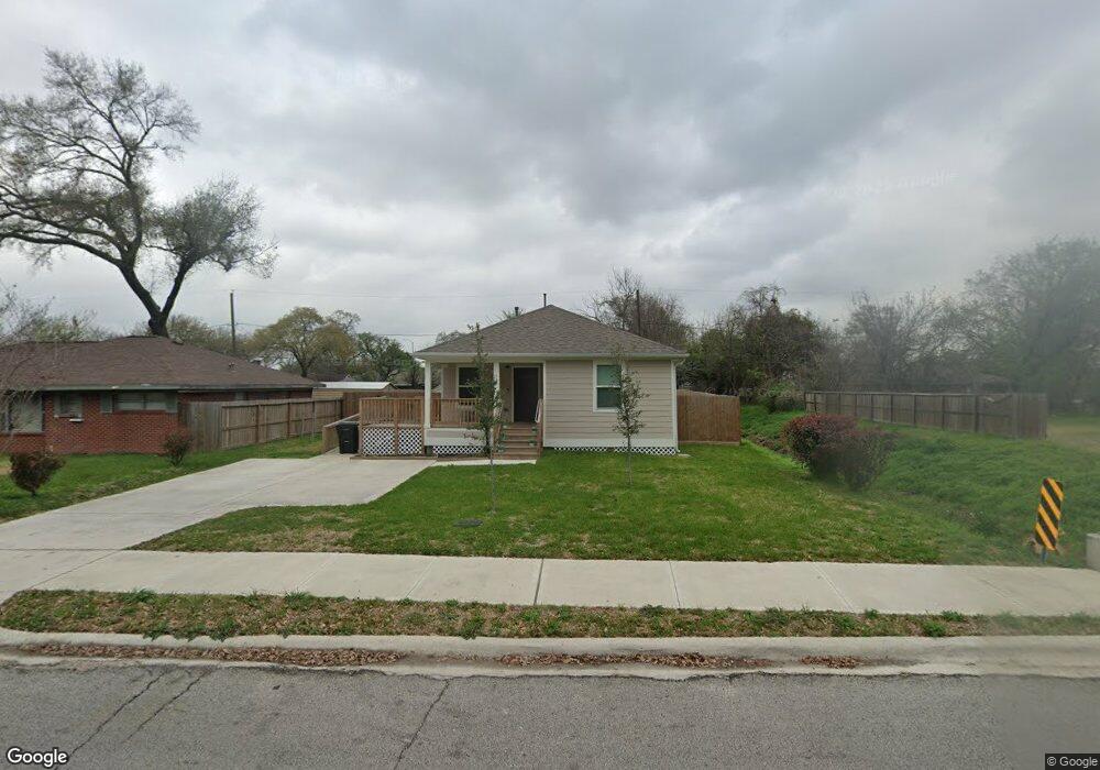 527 Glenburnie Dr, Houston, TX 77022 - photo 1