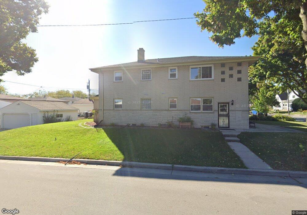 5086 N 127th St unit 5088, Butler, WI 53007 - photo 1