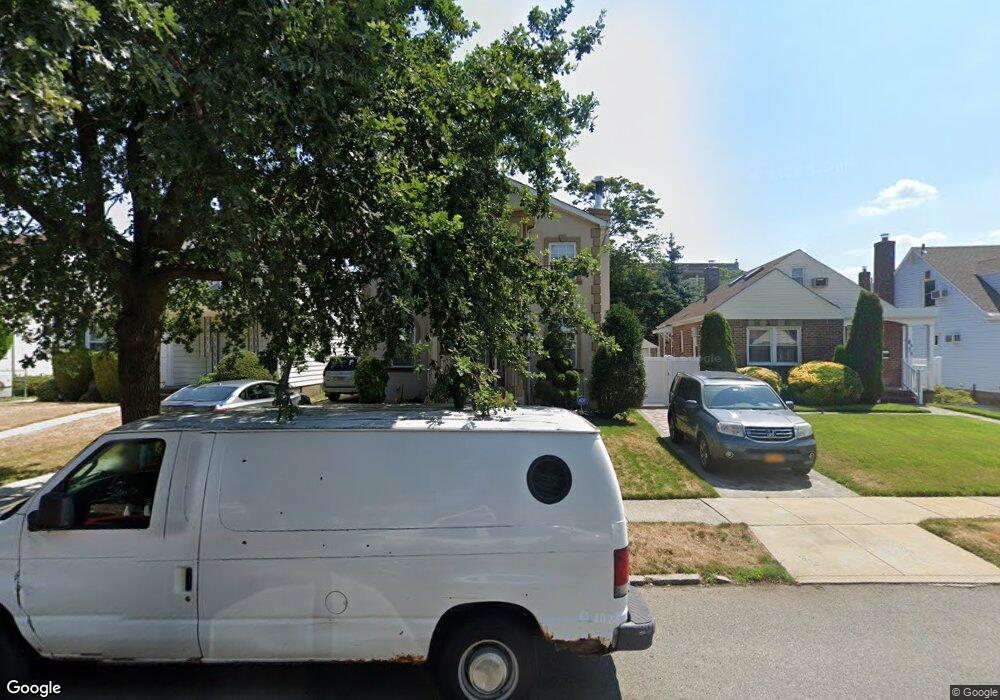 8531 247th St, Bellerose, NY 11426 - photo 1