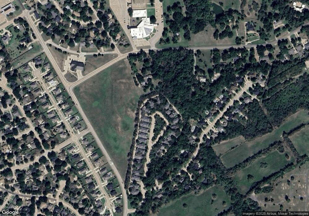 813 Oak Creek Ct, Ennis, TX 75119 - photo 1