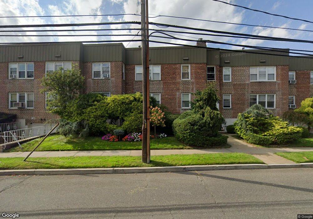 269 Cedarhurst Ave unit D5, Cedarhurst, NY 11516 - photo 1