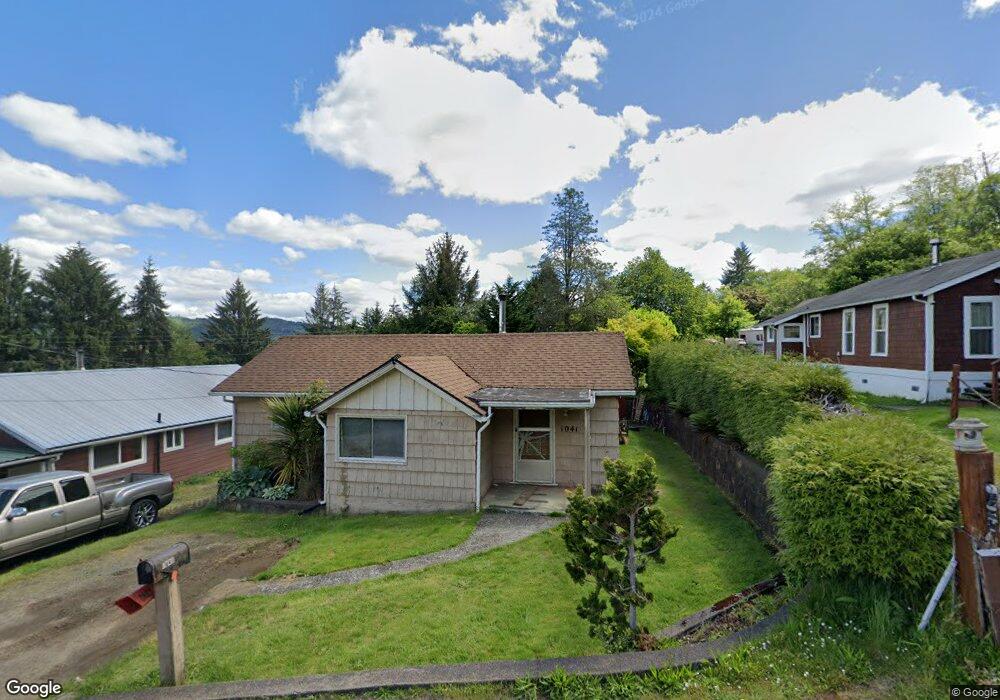 1041 Crossing St, Raymond, WA 98577 - photo 1