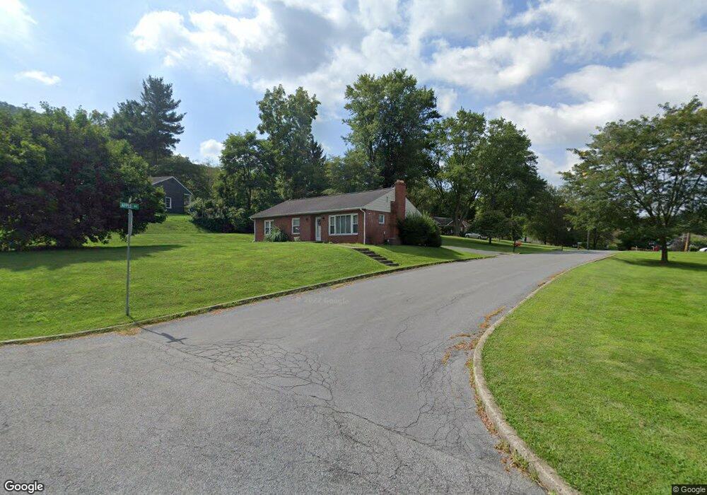 136 Apple Ave, Bedford, PA 15522 - photo 1