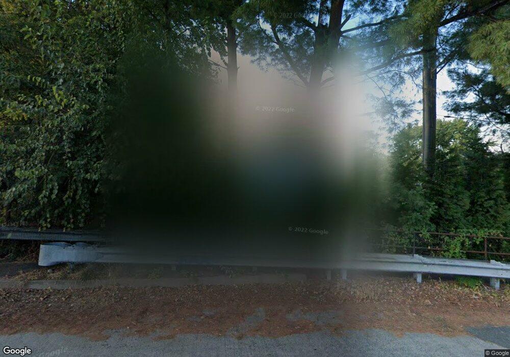 6904 Haycock Rd, Falls Church, VA 22043 - photo 1