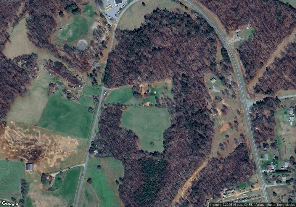 614 Hill Dairy Rd, Statesville, NC 28625 - photo 1