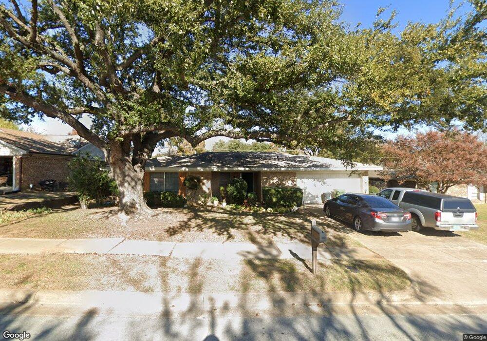 744 Spring Valley Dr, Hurst, TX 76054 - photo 1