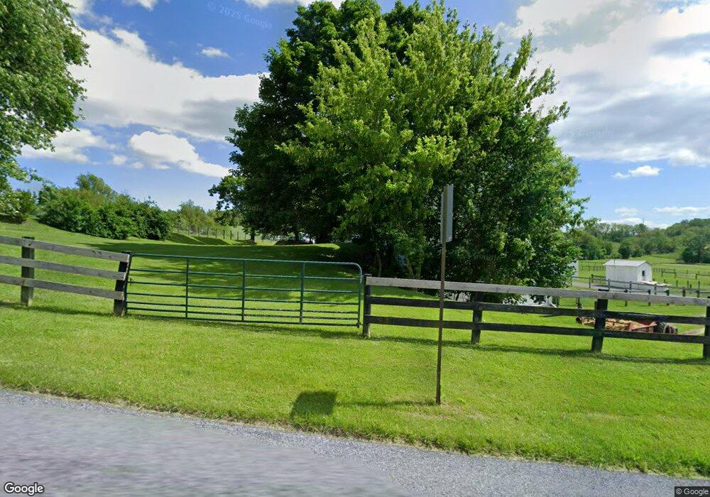 5950 Acorn Dr, Emmaus, PA 18049 - photo 1