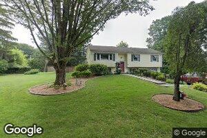 10 Crest Dr N, Yorktown Heights, NY 10598