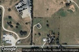 1325 E Chestnut St, Carthage, MO 64836