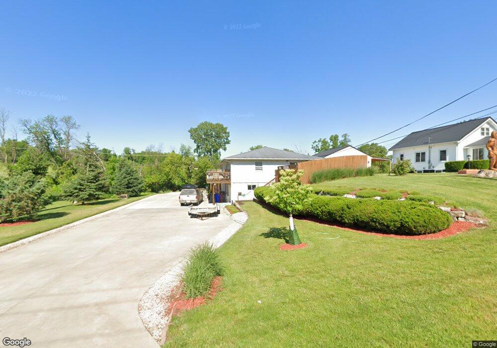 2350 26th St NW, Cedar Rapids, IA 52405 - photo 1