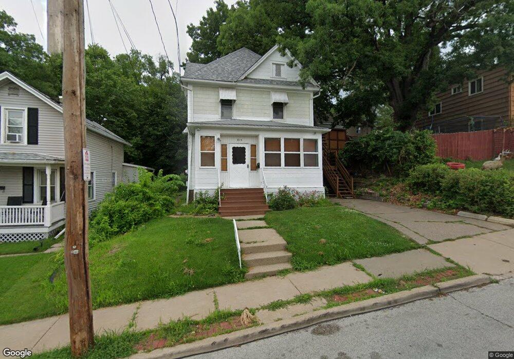 814 E 10th St, Davenport, IA 52803 - photo 1