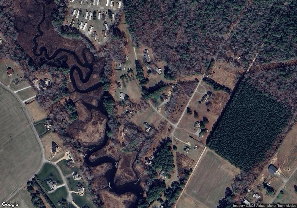 202 River Point Ln, Mathews, VA 23128 - photo 1