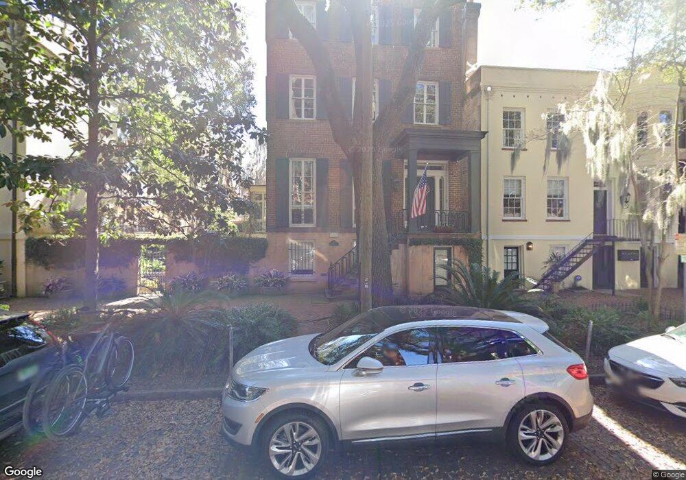 11 W Jones St, Savannah, GA 31401 - photo 1