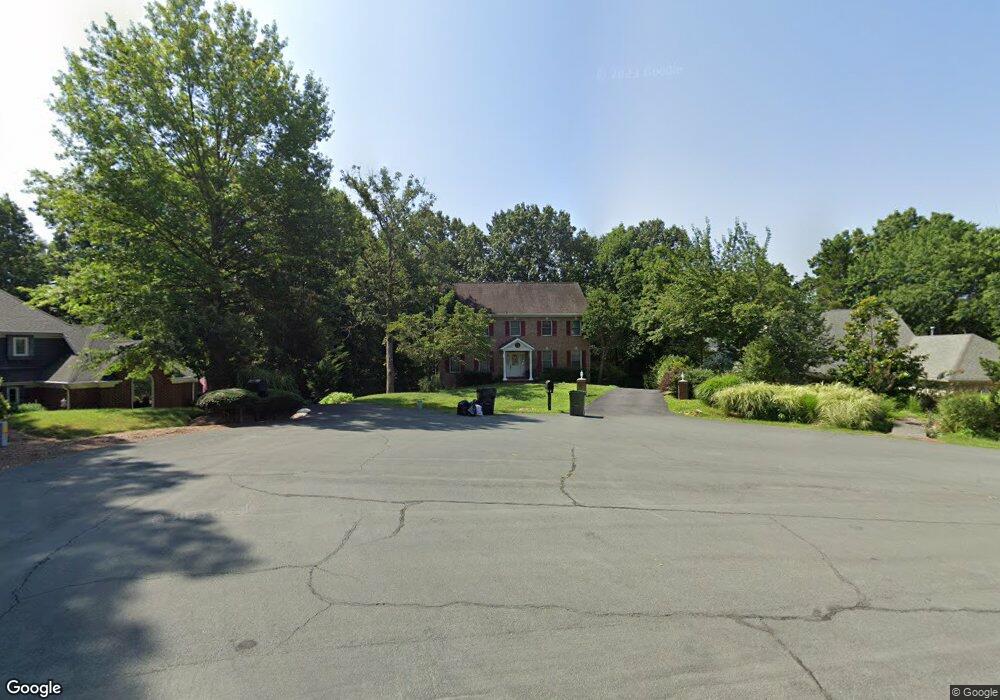 1327 Pendleton Ct, Charlottesville, VA 22901 - photo 1