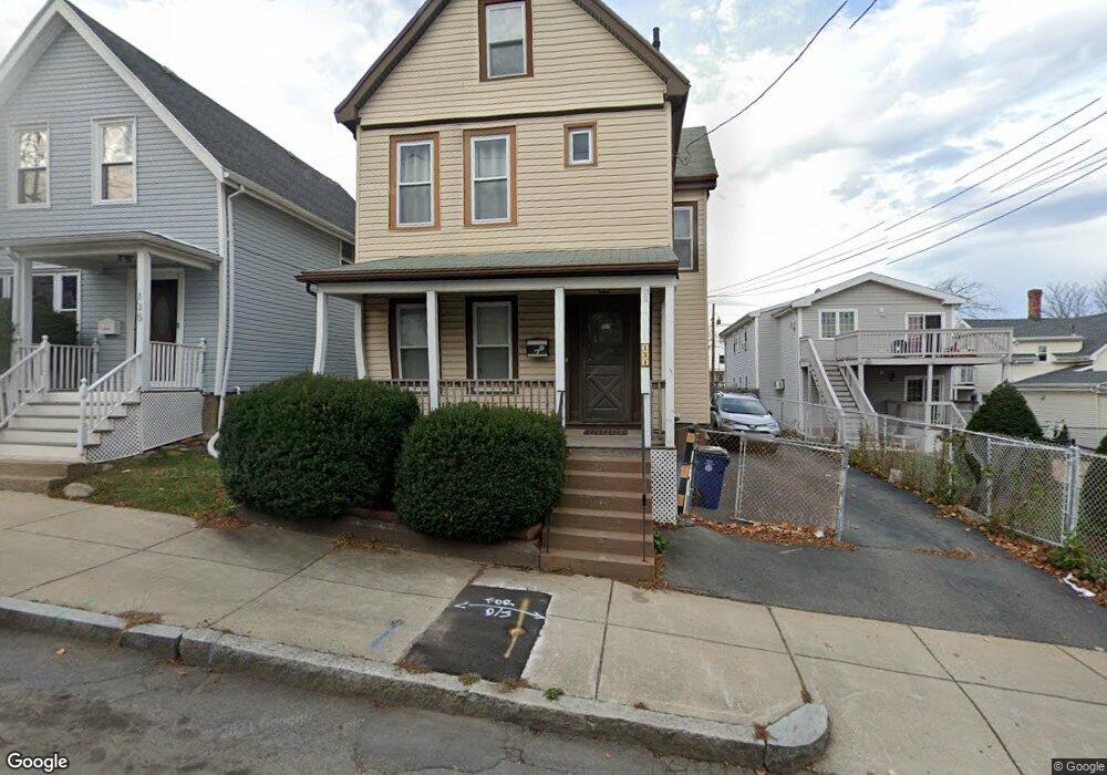 131 Walnut Ave, Revere, MA 02151 - photo 1