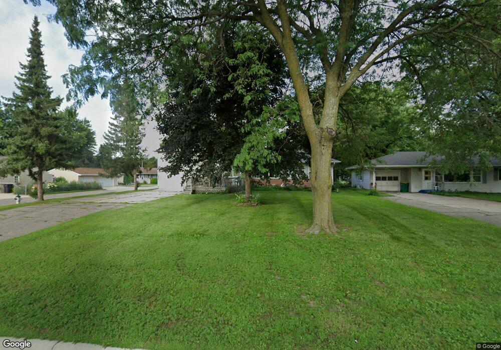 2201 Bridge Ave, Albert Lea, MN 56007 - photo 1