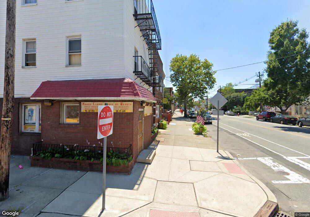 160 Mallory Ave, Jersey City, NJ 07304 - photo 1