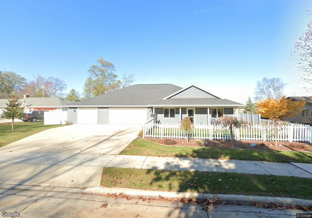 3223 Adams St, Two Rivers, WI 54241 - photo 1