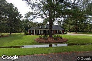 135 Ironwood Cir, Alma, GA 31510