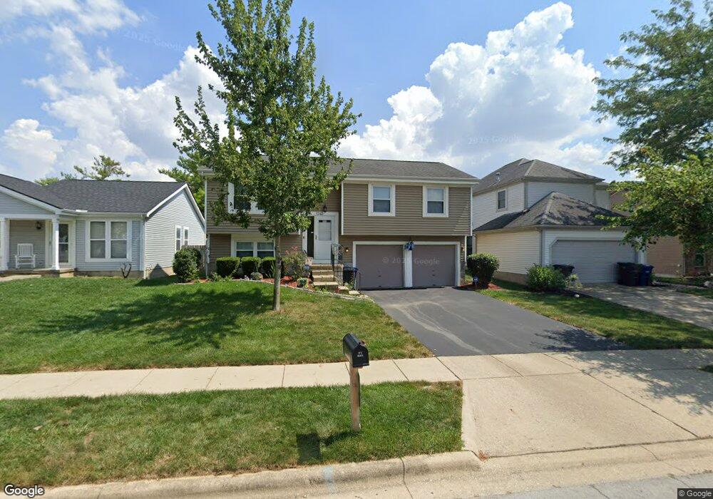 1242 Treehaven Ln, Columbus, OH 43204 - photo 1