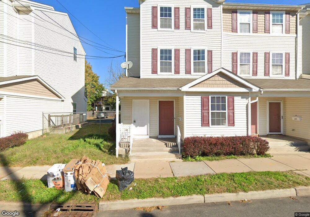 123B Baldwin St, New Brunswick, NJ 08901 - photo 1