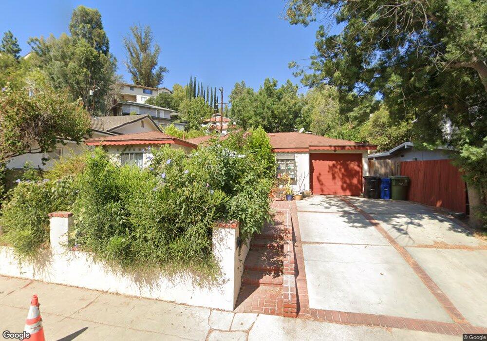 5211 Tendilla Ave, Woodland Hills, CA 91364 - photo 1