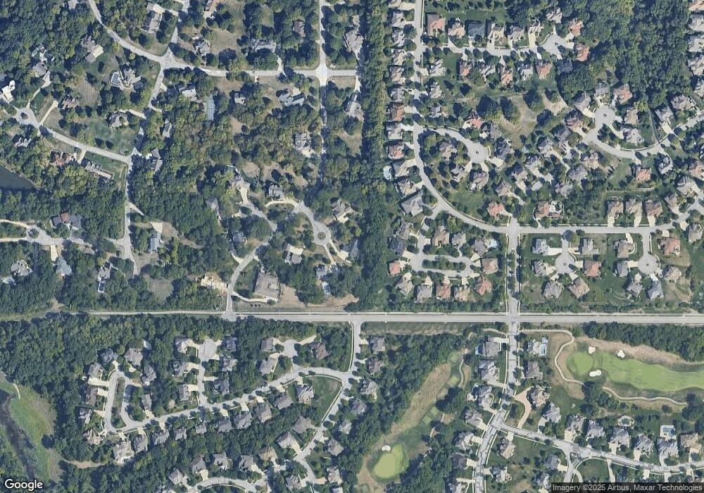 9009 Redbud Ln, Lenexa, KS 66220 - photo 1