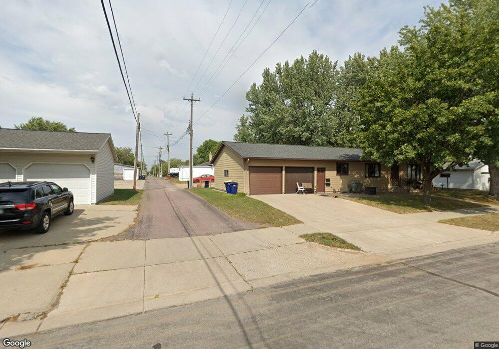 1009 N German St, New Ulm, MN 56073 - photo 1