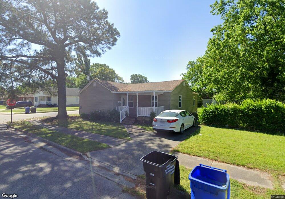 402 Beech St, Portsmouth, VA 23704 - photo 1
