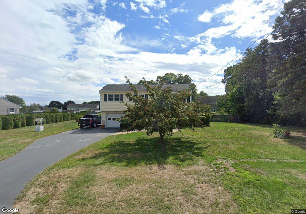 5 Wampanoag Ave, Westerly, RI 02891 - photo 1