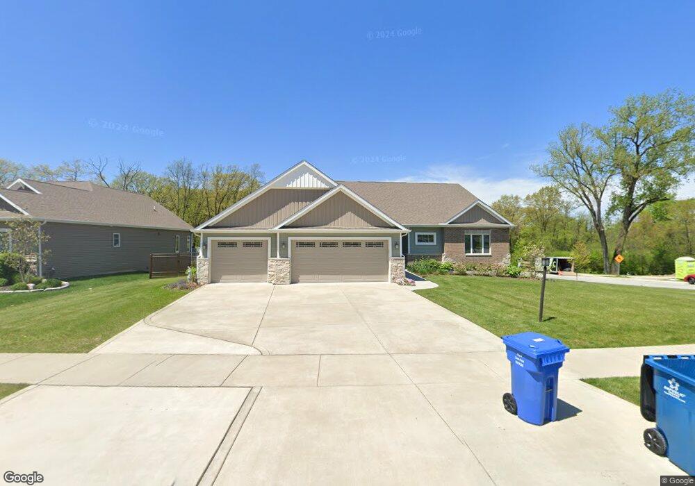 932 Schilling Dr, Crown Point, IN 46307 - photo 1