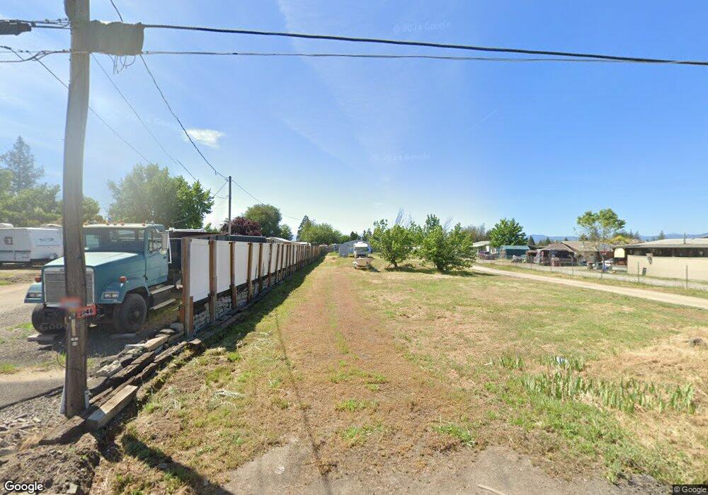 2346 Merry Ln, Eagle Point, OR 97524 - photo 1