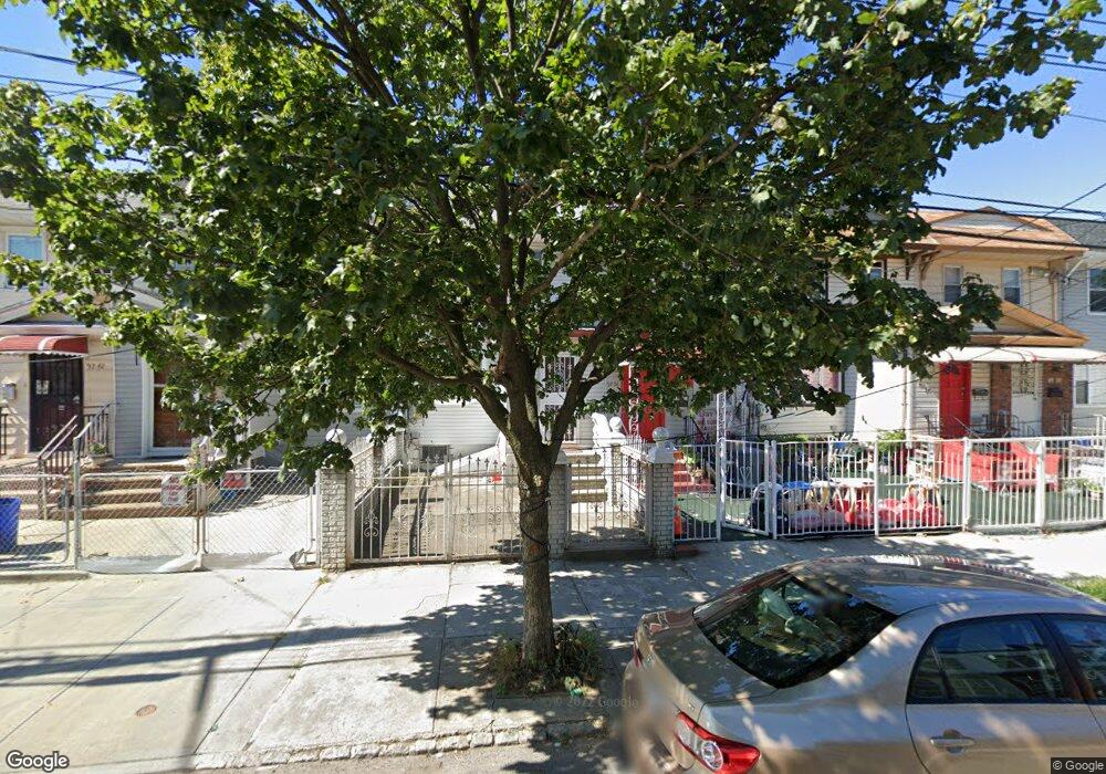 9736 108th St, Jamaica, NY 11419 - photo 1